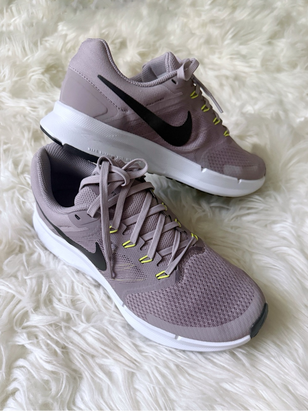 Nike Run Swift 3 Women’s Size 8 in Violet Purple